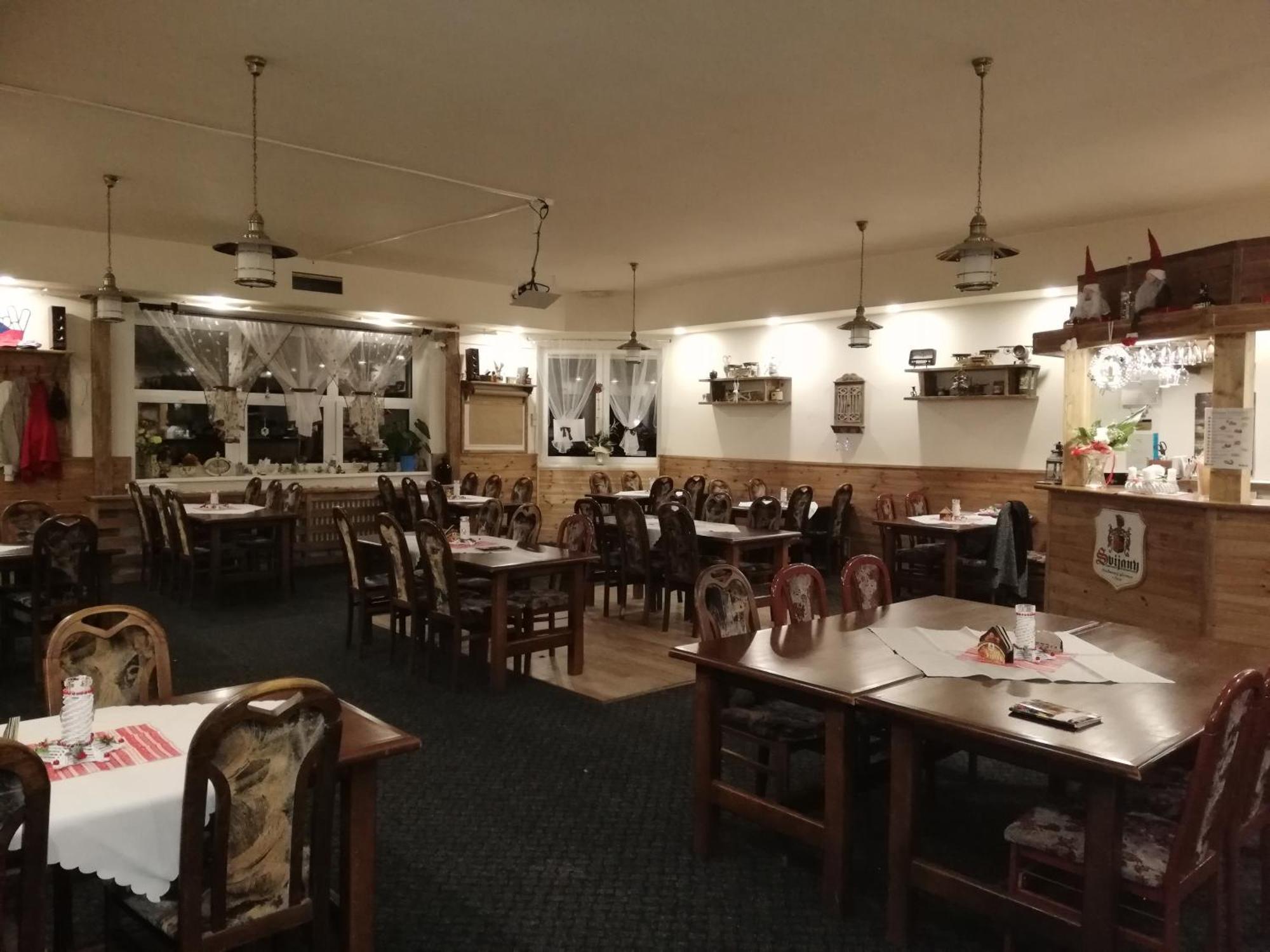 Hotel Kamenny Vrch Chomutov Zewnętrze zdjęcie