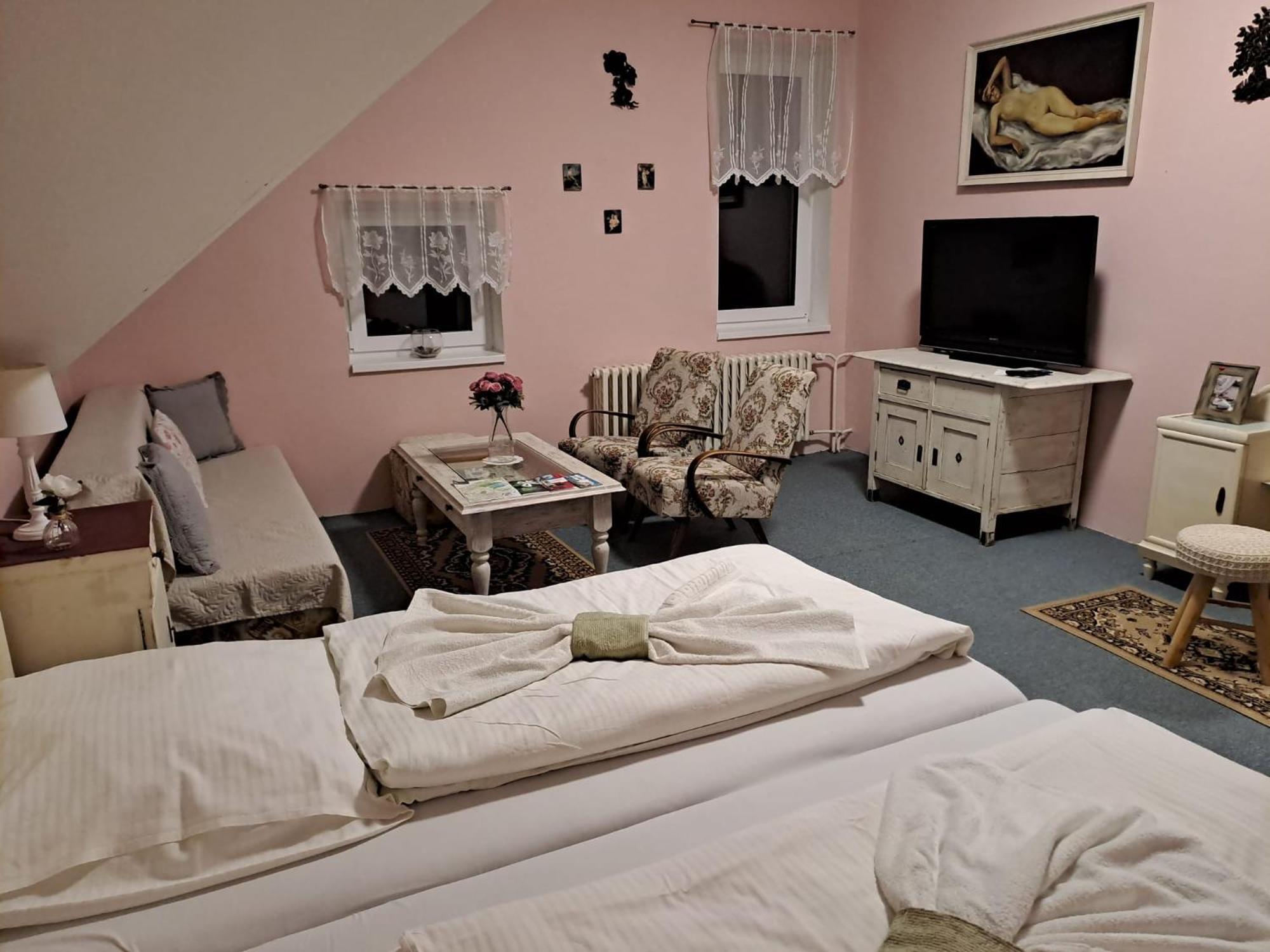 Hotel Kamenny Vrch Chomutov Pokój zdjęcie